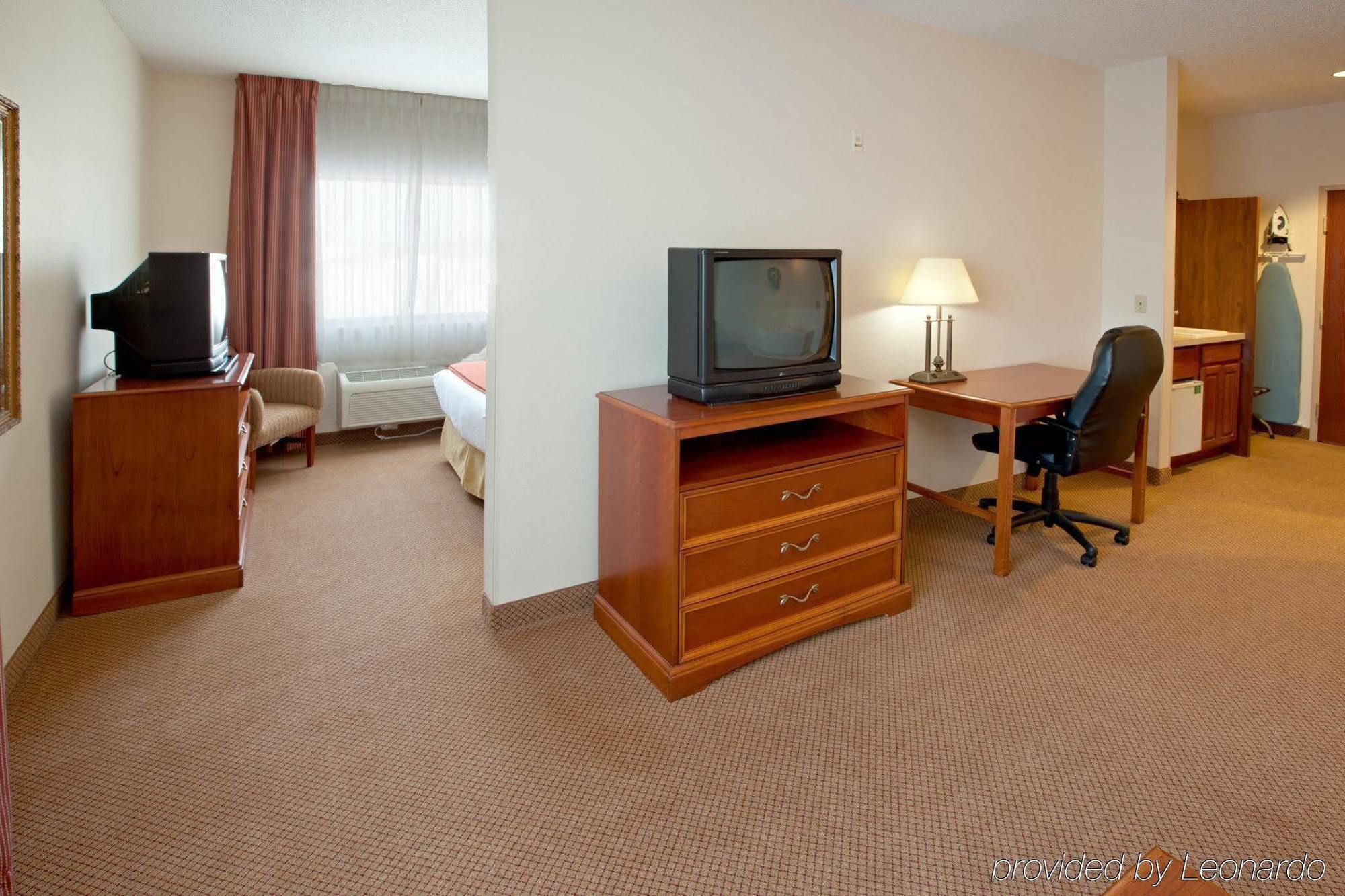 Baymont By Wyndham Hotel